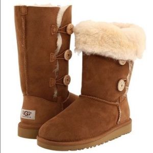 Tall side buckle Ugg boots in tan, 7